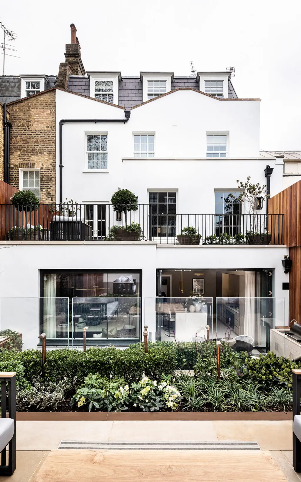 Accouter open living spaces