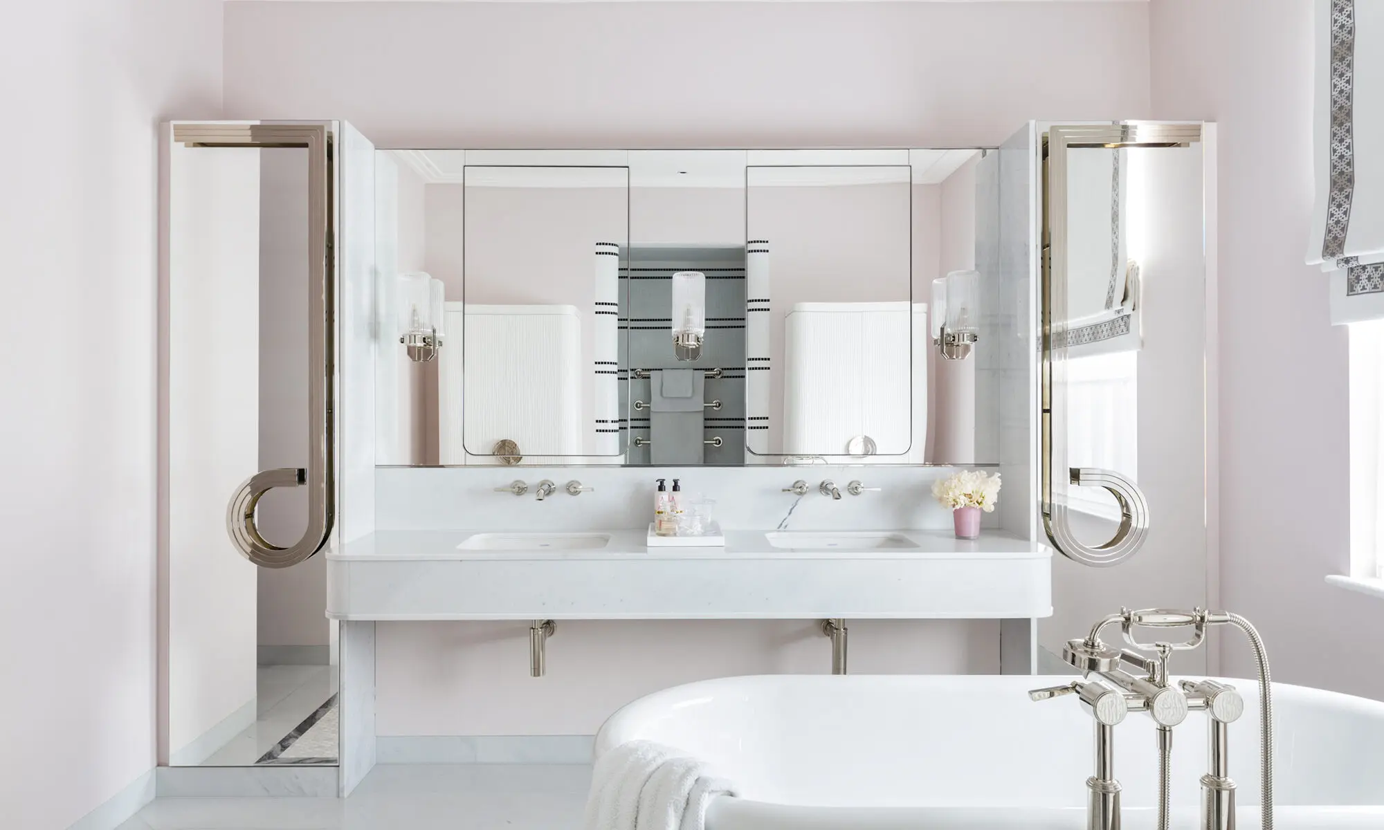 Carden Cunietti in St Johns Wood Villa project girls art deco bathroom vanity