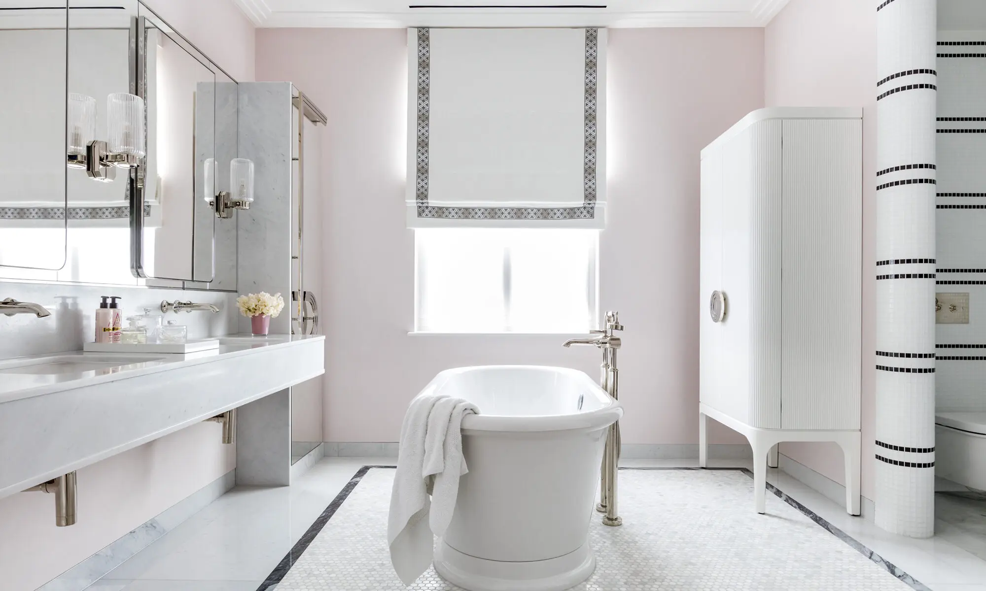 Carden Cunietti in St Johns Wood Villa project girls art deco bathroom