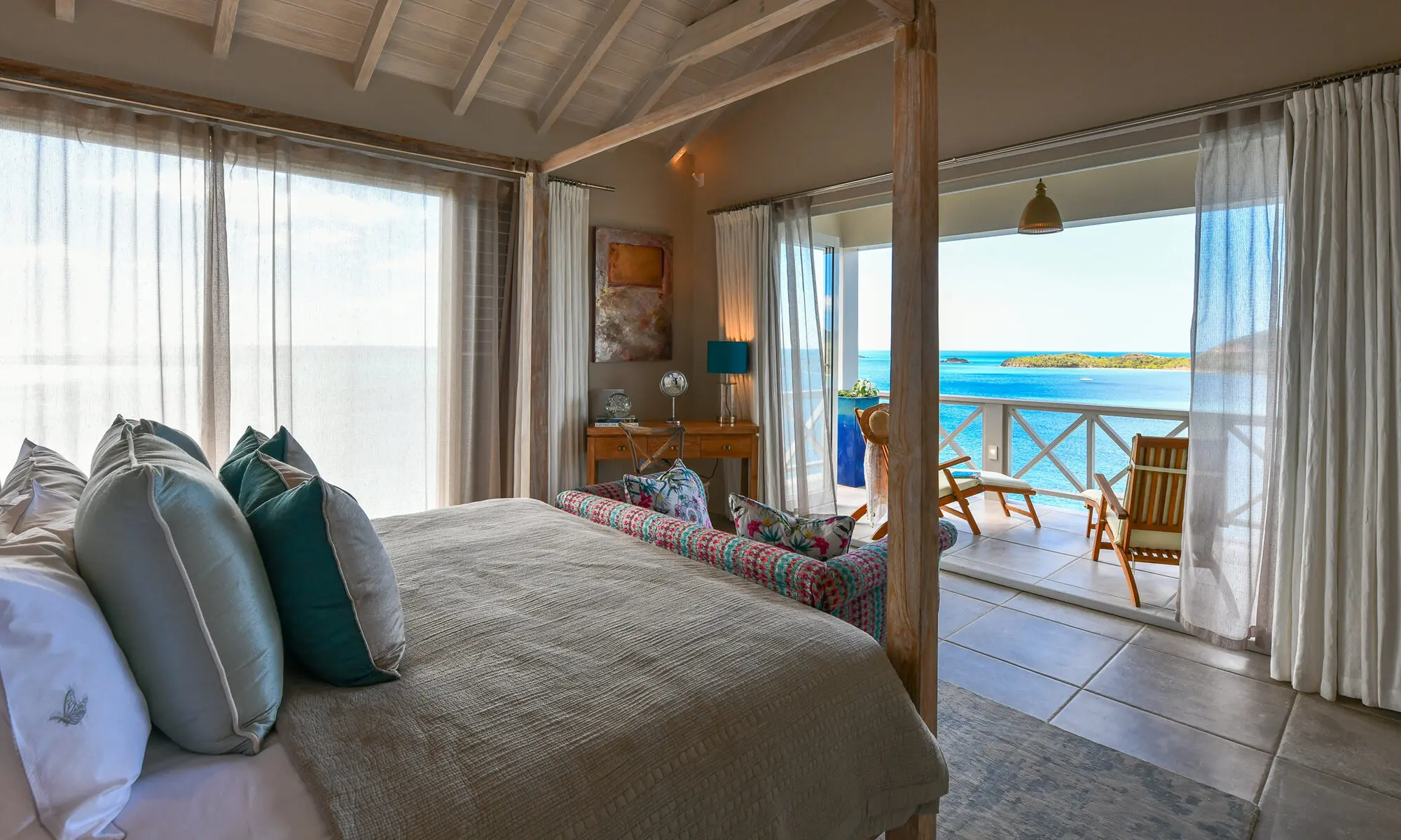 Samuel Heath Villa Antigua bedroom 1