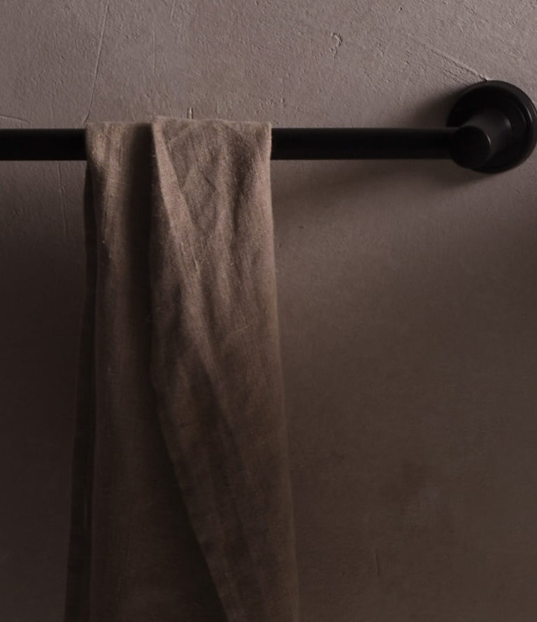 One hundred collection accessories