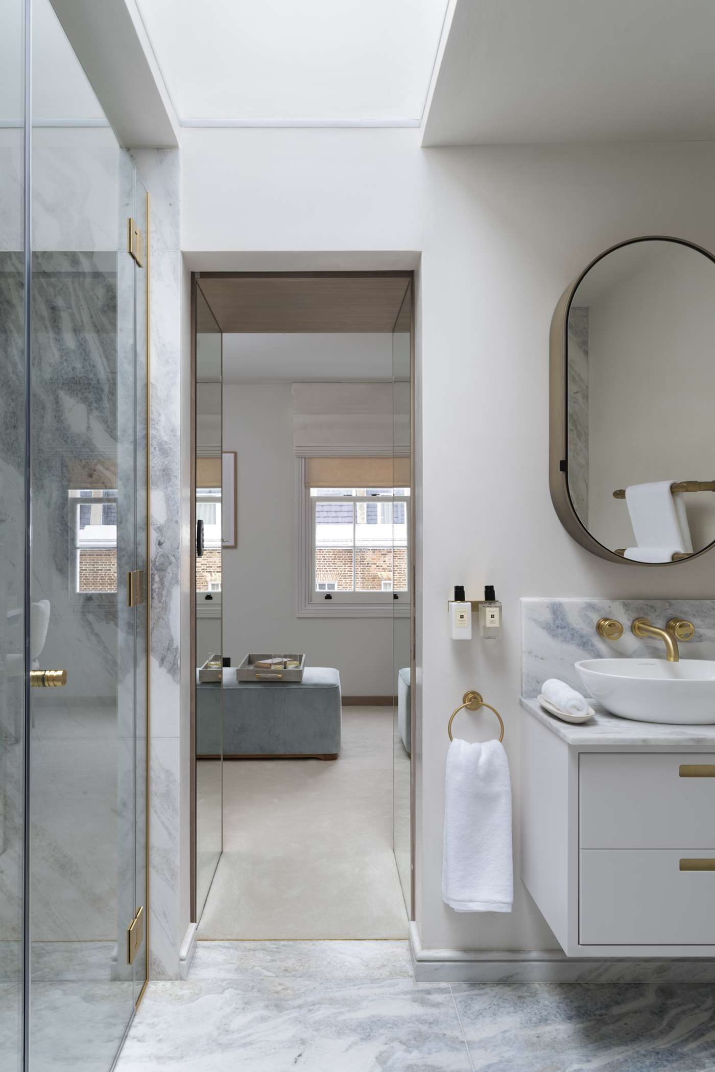 Rebecca James Studio Montpelier Street Bathroom