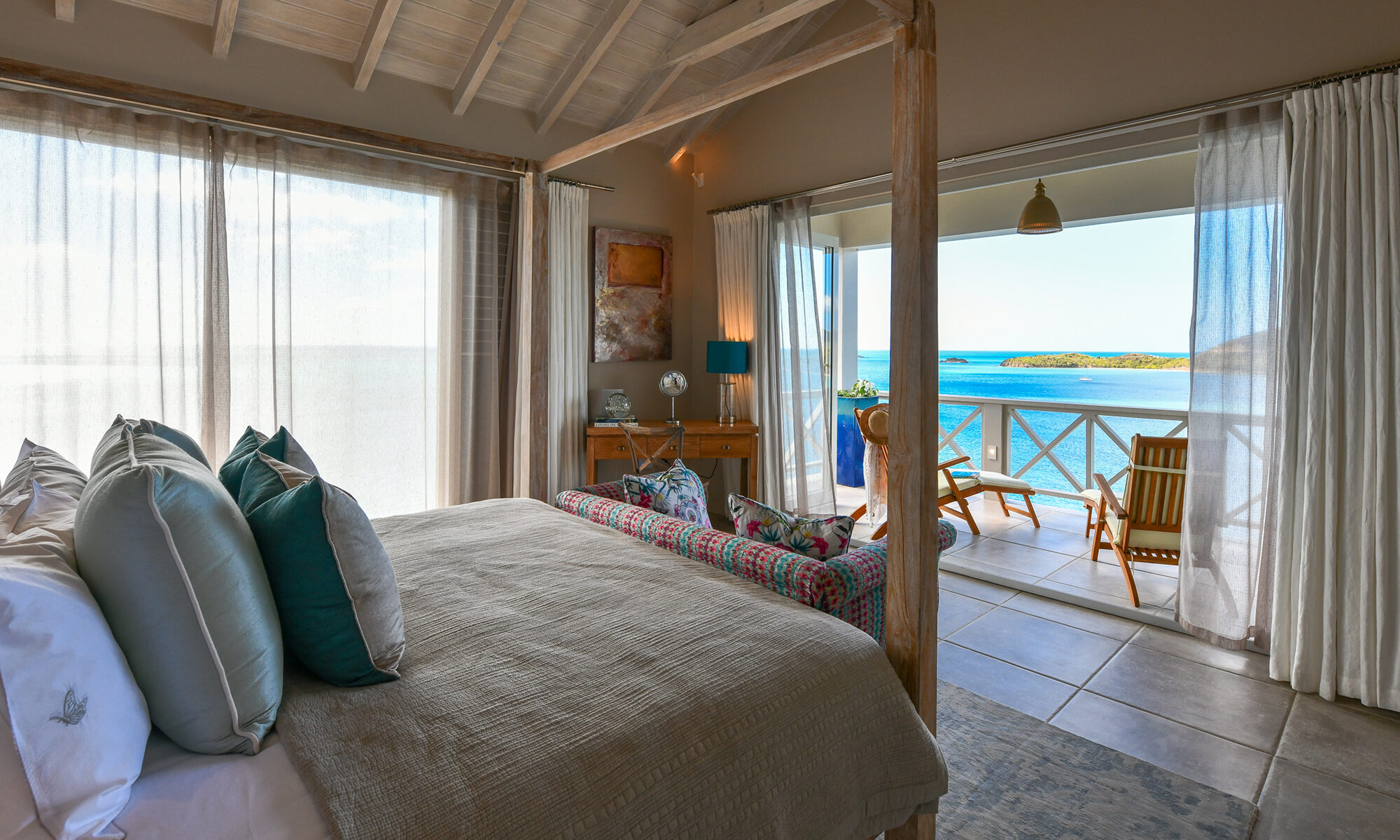 Samuel Heath Villa Antigua bedroom 1