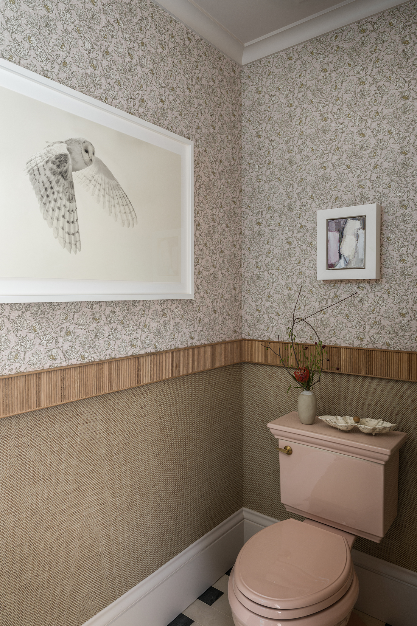 Ensuite WC with brass Cistern Lever and accessories by Samuel Heath