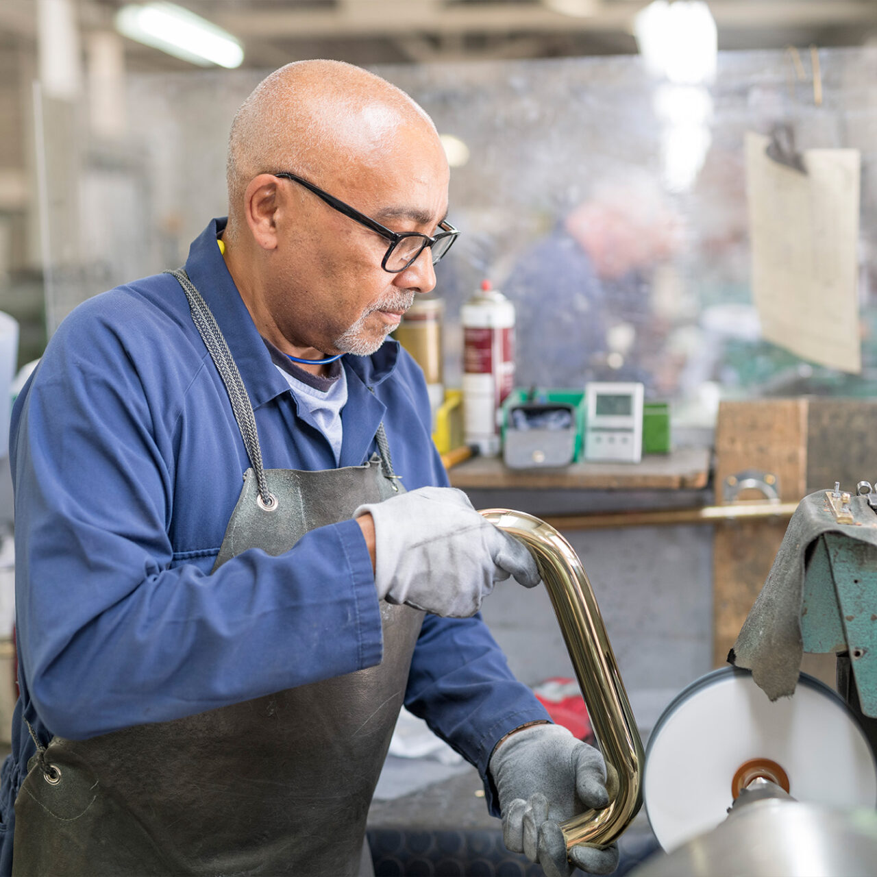 Traditional Craftsmanship - Polishing